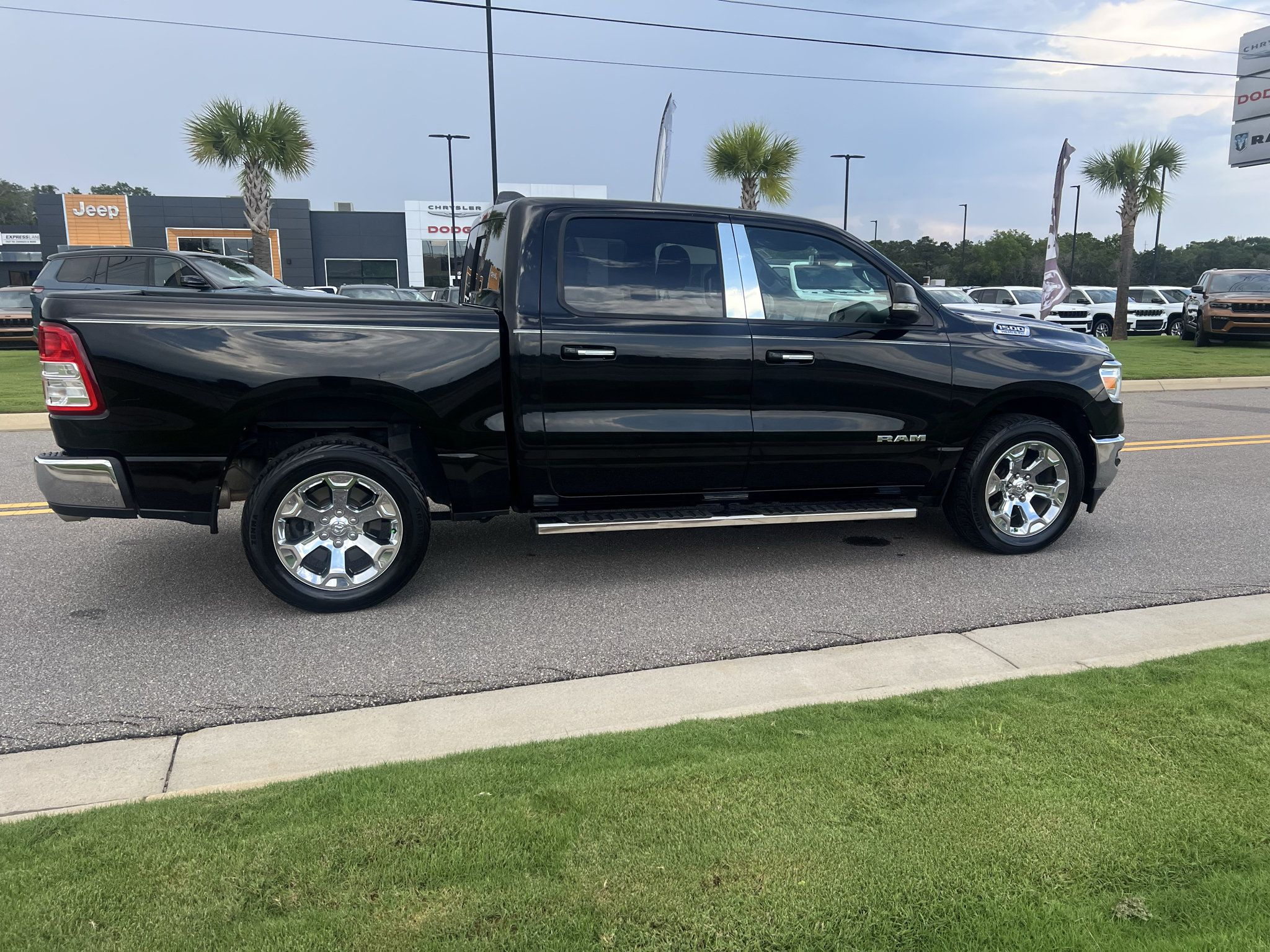 Used 2019 RAM 1500 Big Horn RWD image 8
