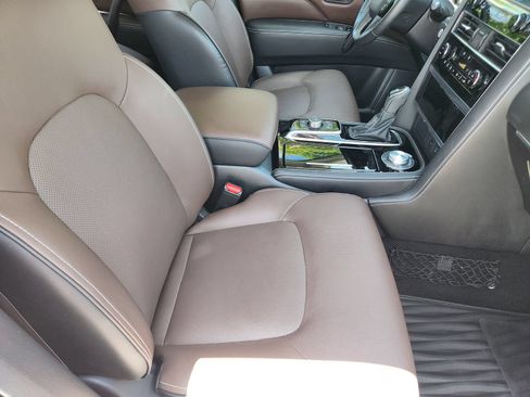 Used 2024 INFINITI QX80 Premium Select w/ Cargo Package AWD/4WD image 15