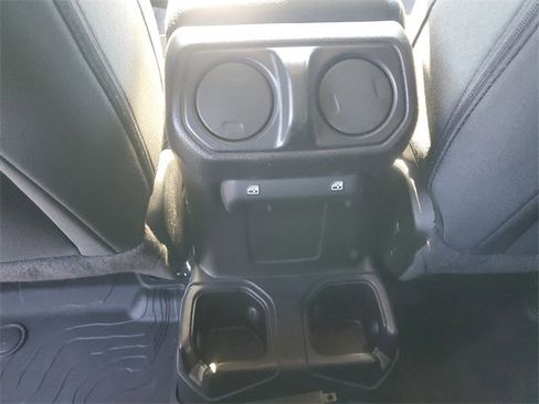 Used 2020 Jeep Gladiator Sport w/ Quick Order Package 24S image 11