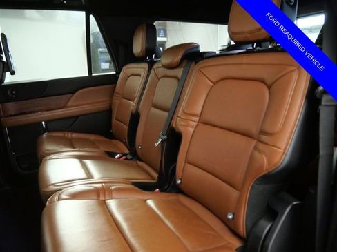 Used 2019 Lincoln Navigator L Reserve AWD/4WD image 14
