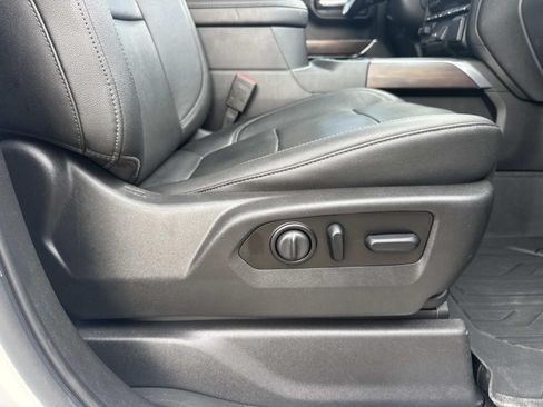 Used 2021 GMC Sierra 1500 SLT w/ SLT Premium Package AWD/4WD image 13