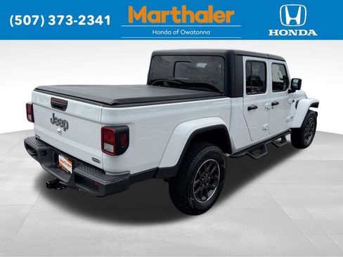Used 2023 Jeep Gladiator Overland AWD/4WD image 5