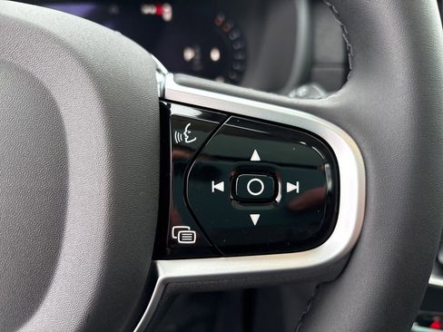 New 2026 Volvo XC90 B6 Core w/ Protection Package Premier AWD/4WD image 25