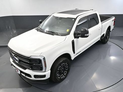 Used 2025 Ford F250 Platinum AWD/4WD image 63