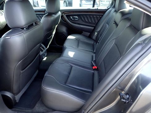 Used 2016 Ford Taurus Limited image 10