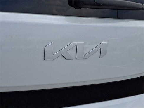 Used 2025 Kia Soul LX w/ LX Technology Package image 30