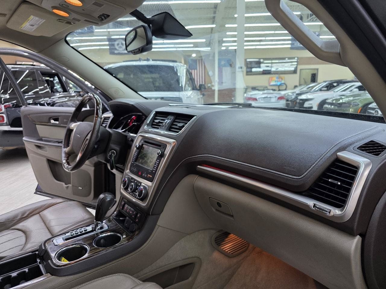 Used 2015 GMC Acadia Denali AWD/4WD image 23