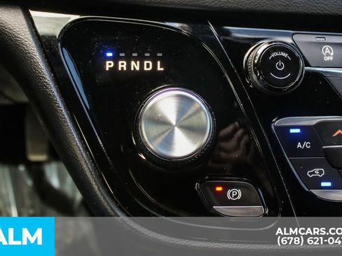 Used 2019 Chrysler Pacifica Touring Plus w/ S Appearance Package FWD image 37
