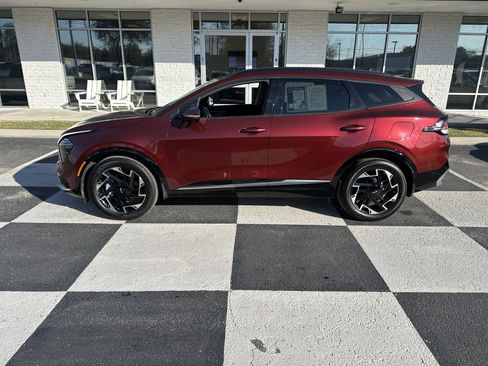 Used 2023 Kia Sportage SX image 1