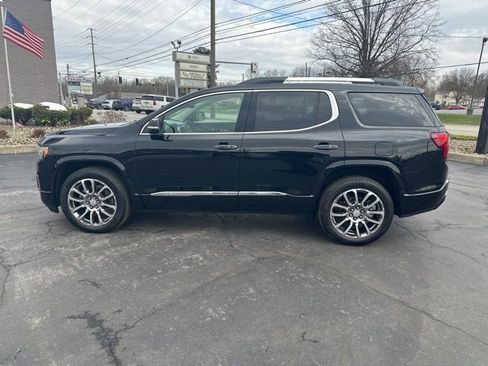 Used 2023 GMC Acadia Denali w/ Denali Ultimate Package AWD/4WD image 5