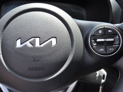 Used 2024 Kia Soul LX w/ Option Group 015 FWD image 14