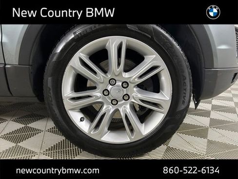 Used 2017 Land Rover Range Rover Evoque SE Premium AWD/4WD image 9