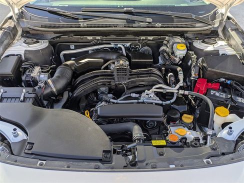 Used 2025 Subaru Outback Premium image 30
