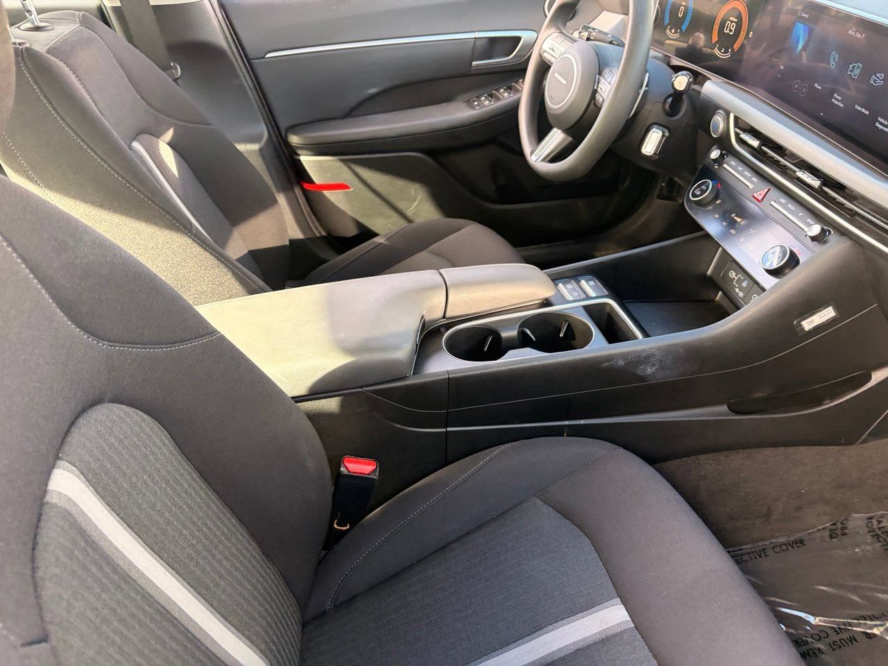 Used 2025 Hyundai Sonata SEL FWD image 12