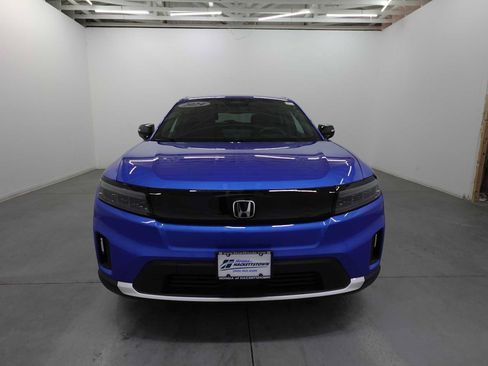 Used 2024 Honda Prologue EX image 2
