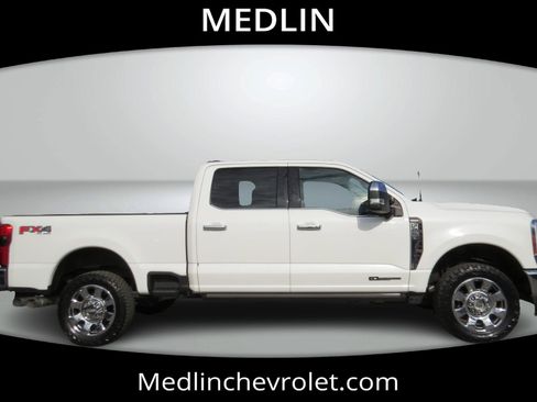 Used 2023 Ford F250 Lariat w/ Lariat Ultimate Package image 8