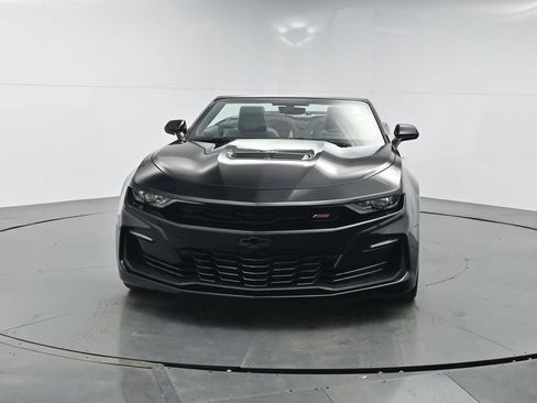 Used 2019 Chevrolet Camaro SS RWD image 8