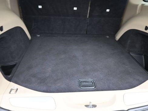 Used 2019 Jeep Grand Cherokee Limited RWD image 13