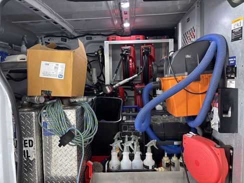 Used 2020 Ford Transit 250 Low Roof image 21