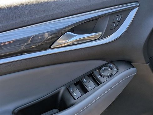 Used 2024 Buick Enclave Essence w/ Experience Buick Package image 9