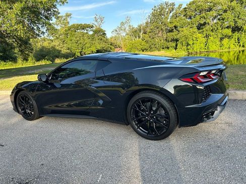 Used 2024 Chevrolet Corvette Stingray Preferred Cpe RWD image 4