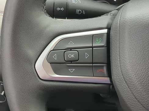 Used 2025 Jeep Compass Limited AWD/4WD image 22