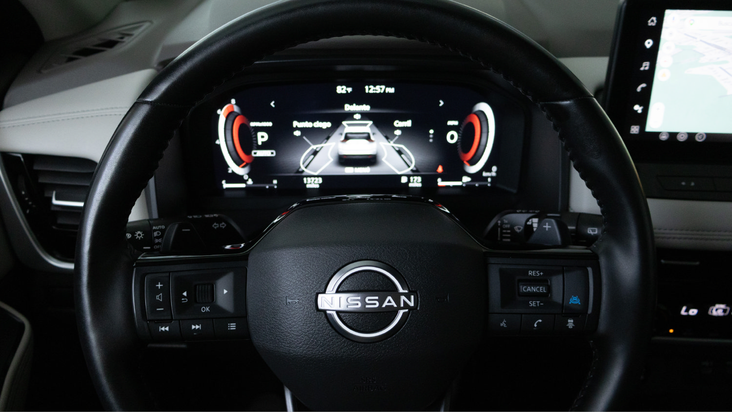 Used 2025 Nissan Rogue SL w/ SL Premium Package AWD/4WD image 18