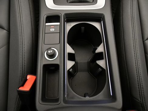 Used 2025 Audi Q3 2.0T Premium w/ Convenience Package image 32