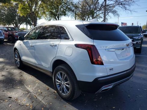 Used 2022 Cadillac XT5 Premium Luxury image 3