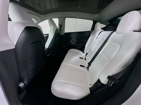 Used 2023 Tesla Model Y Long Range AWD/4WD image 25