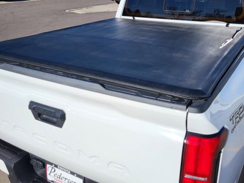 Used 2024 Toyota Tacoma TRD Off-Road w/ TRD Off Road Premium Package image 17