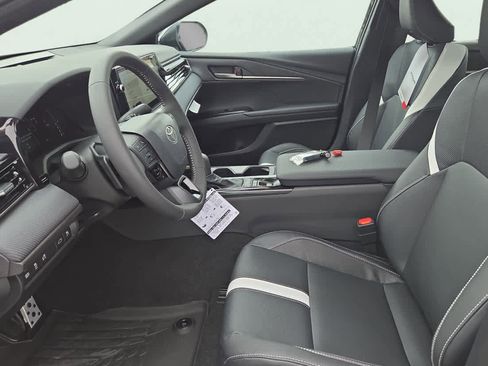 New 2026 Toyota Camry Hybrid image 9