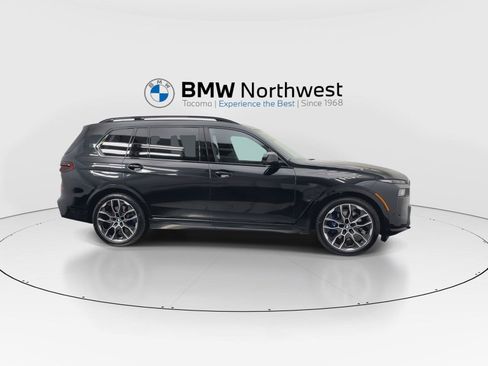 Used 2024 BMW X7 M60i AWD/4WD image 5