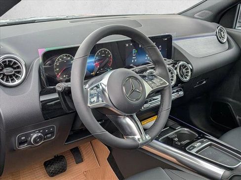 New 2026 Mercedes-Benz GLA 250 4MATIC image 3