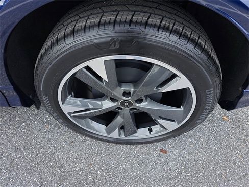 Certified 2024 Audi Q4 e-tron Premium Plus image 29