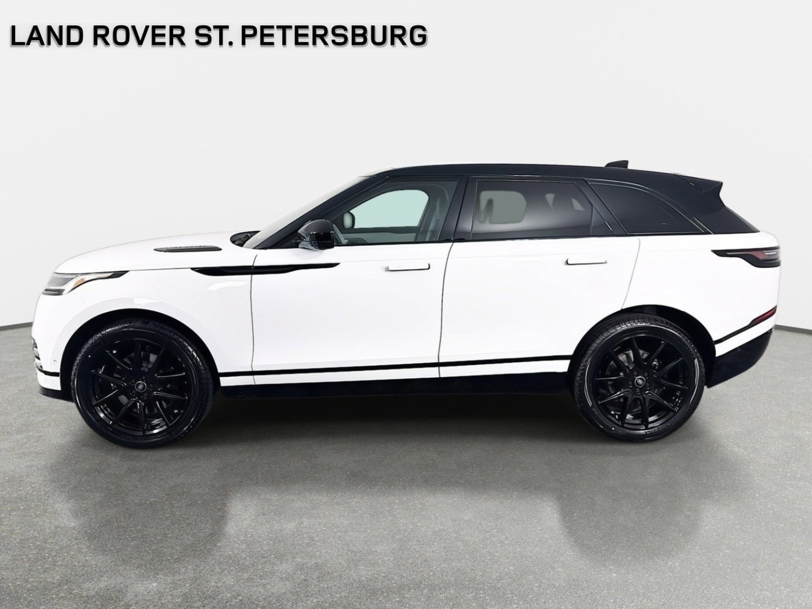 Used 2026 Land Rover Range Rover Velar Dynamic SE AWD/4WD image 8