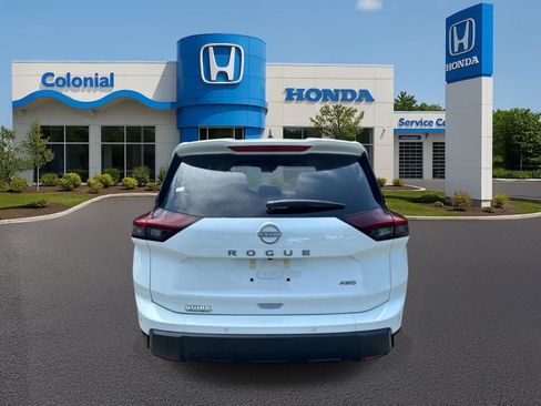 Used 2026 Nissan Rogue S AWD/4WD image 5
