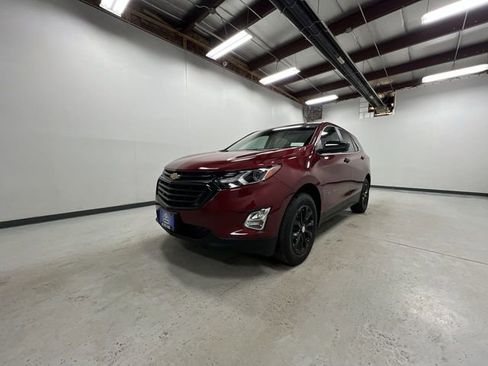 Used 2021 Chevrolet Equinox LT image 4