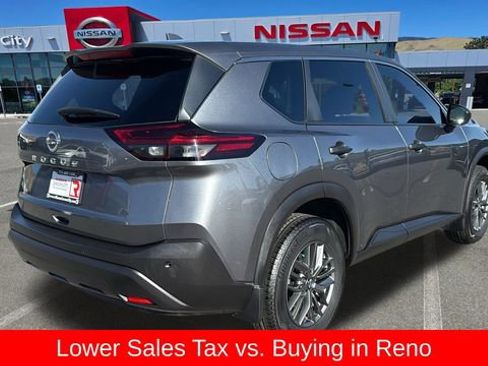 Used 2021 Nissan Rogue S image 3