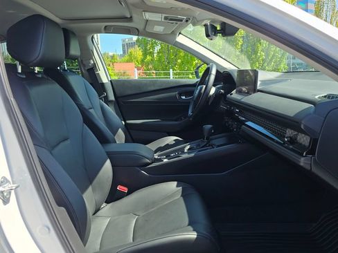 Used 2025 Honda Accord EX-L image 10