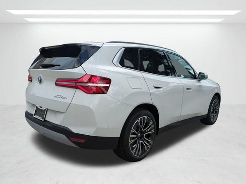 New 2026 BMW X3 xDrive30i w/ Premium Package AWD/4WD image 4