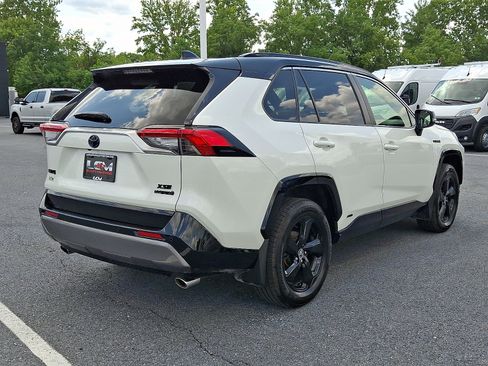 Used 2021 Toyota RAV4 XSE AWD/4WD image 6