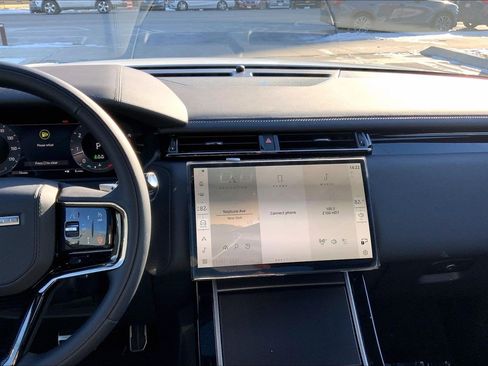 New 2026 Land Rover Range Rover Velar Dynamic SE image 6