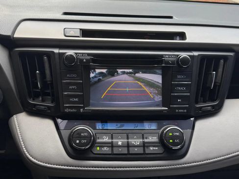 Used 2016 Toyota RAV4 XLE w/ Protection Package AWD/4WD image 11