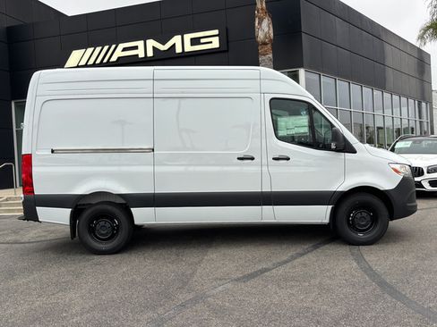 New 2026 Mercedes-Benz Sprinter 2500 image 2