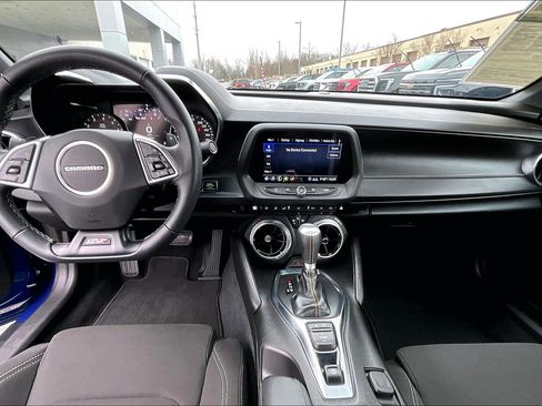 Used 2020 Chevrolet Camaro SS image 16