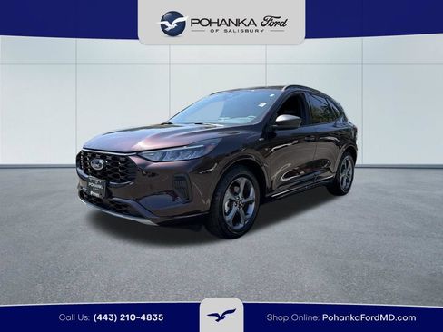 Used 2023 Ford Escape ST-Line w/ Equipment Group 301A FWD image 2