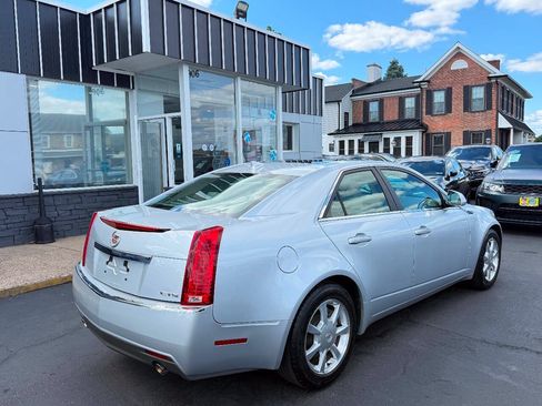 Used 2009 Cadillac CTS 3.6 w/ Wood Trim Package RWD image 7