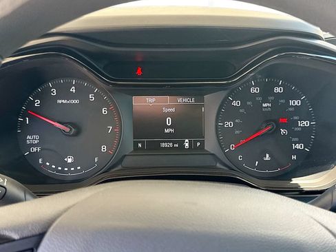 Used 2026 Chevrolet Trax LS FWD image 12