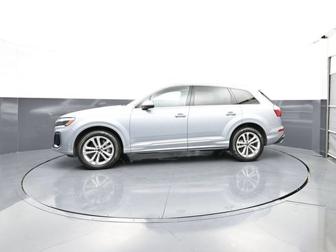 Used 2025 Audi Q7 3.0T Premium Plus AWD/4WD image 4